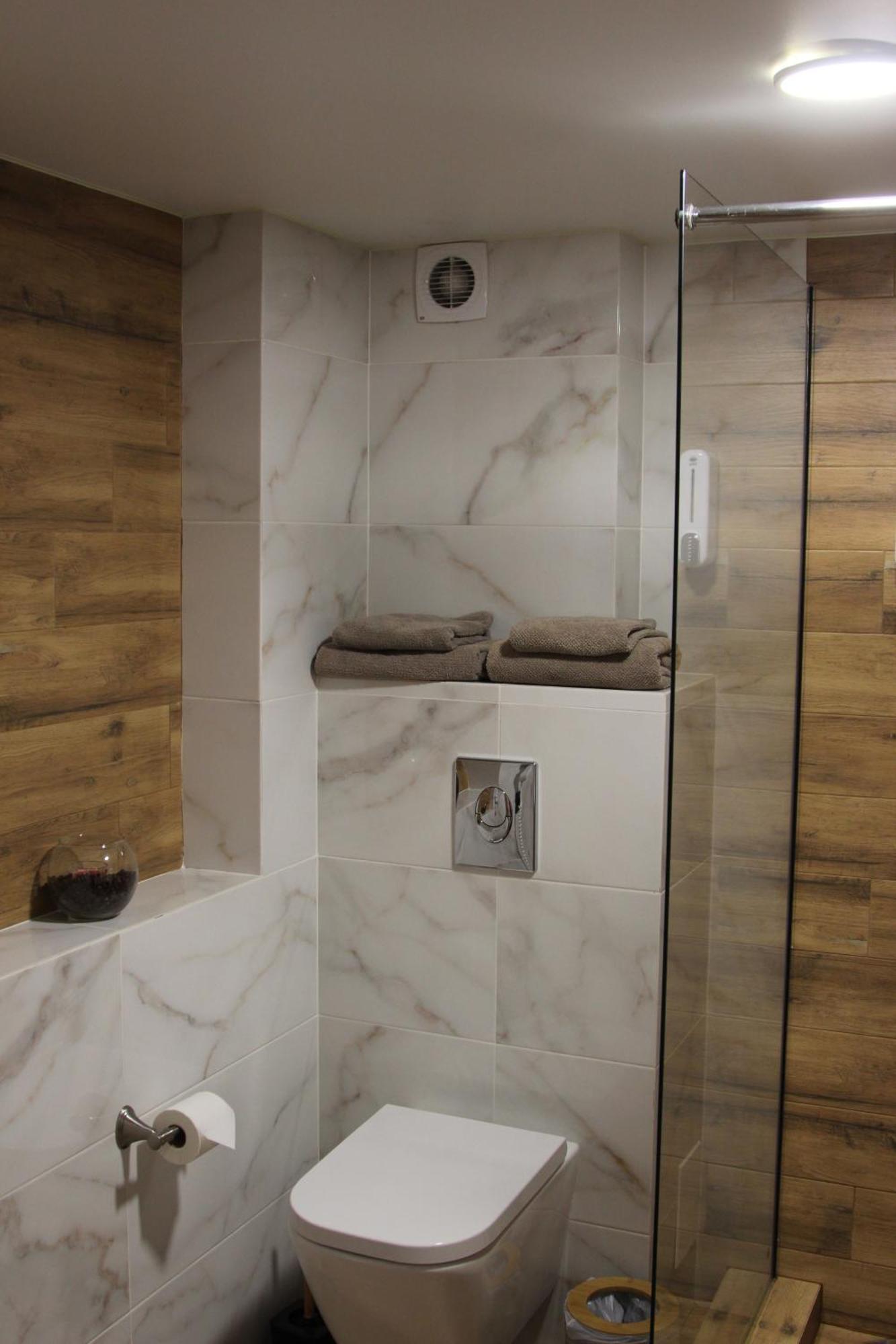 Hotel Опал à Stryï Extérieur photo